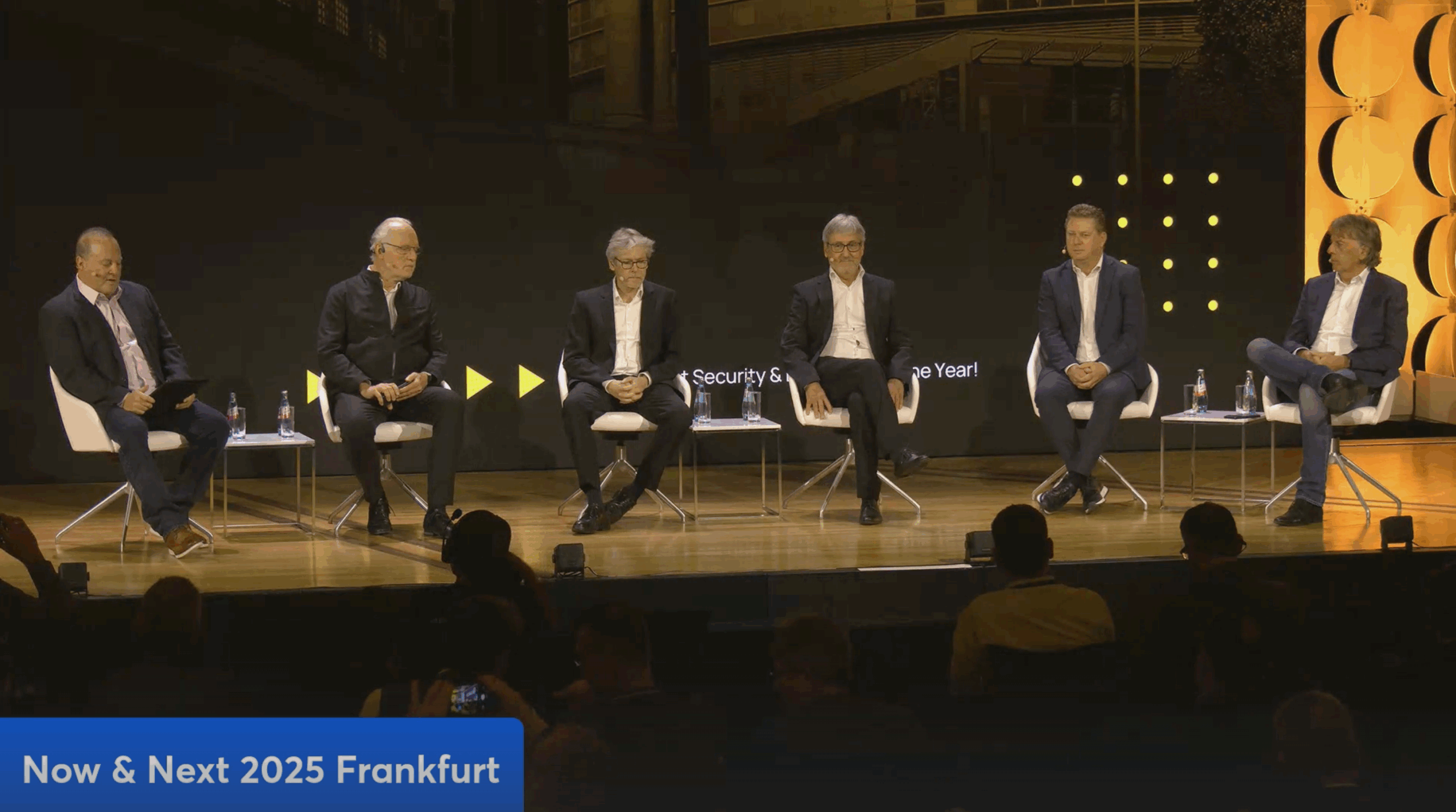 The panelists at the „Critical Industries Keynote Session & Panel“